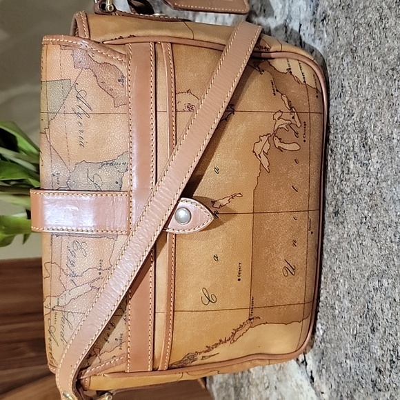 🌵Alviero Martini  EUC Classe Geo Print Crossbody/Shoulder Map Bag - Picture 5 of 14